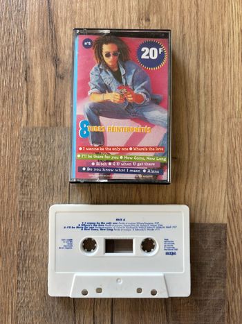 Cassette audio 8 tubes réinterprétés nº5