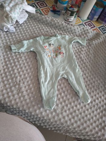 2 pyjamas 1 mois Disney Baby
