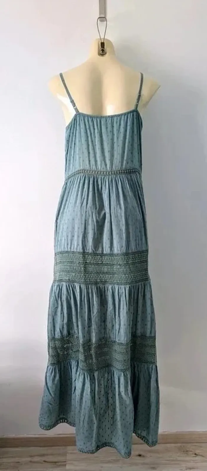 Robe d'été longue avec broderie - Wiya - taille S - photo numéro 2