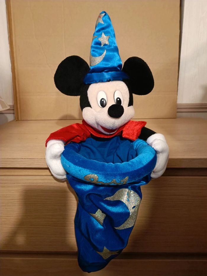Peluche Mickey magicien chapeau panier, le brillant part un peu