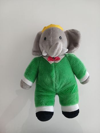 Peluche Babar le Roi des Éléphants