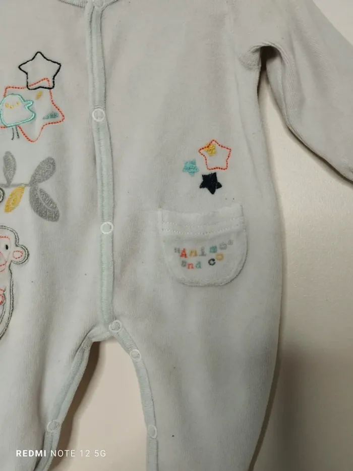 Pyjama taille 1 moi - photo numéro 3