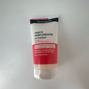 Gel exfoliant pour le visage  neutrogena