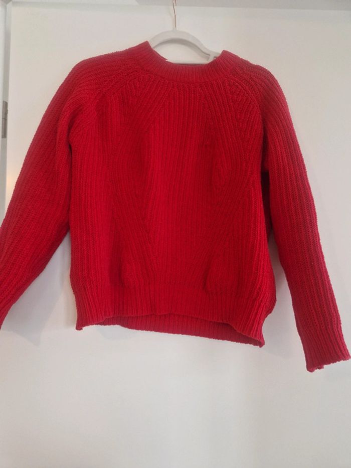 👕 Pull rouge doux
