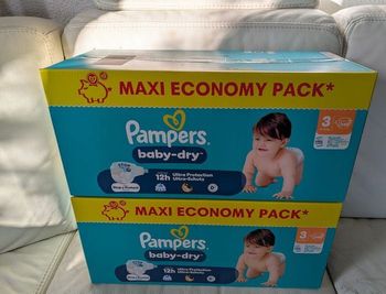 2 paquets Pampers Baby Dry taille 3