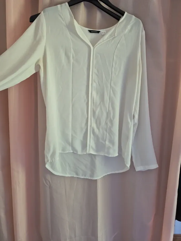 Blouse blanche - photo numéro 2