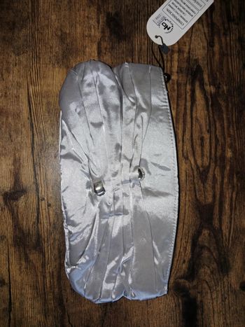 Sac a main, pochette de soirée Neuve jamais utilisé voir l'étiquette