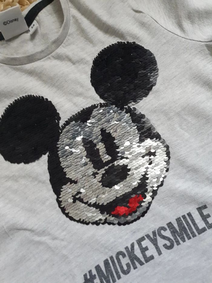 Tee-shirt mickey à sequins 5 ans - photo numéro 2