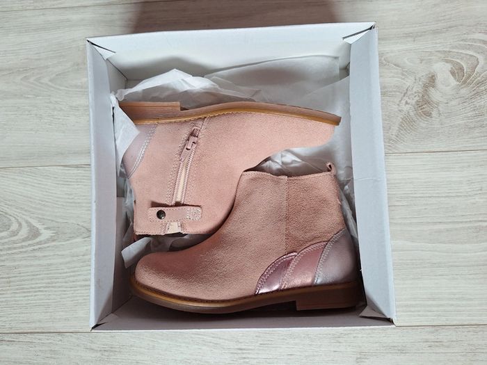 Bottines Sergent Major 
Pointure 33
Neuves étiquetées - photo numéro 2