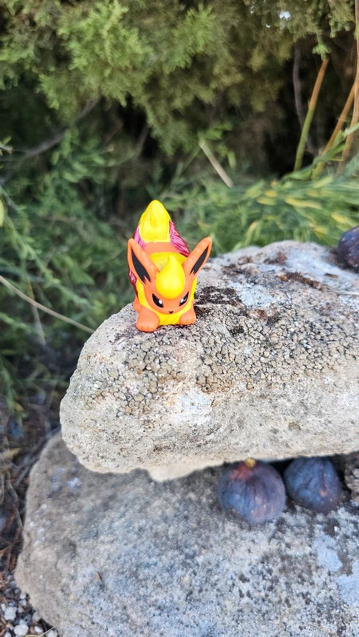 Super figurine Pokemon Nintendo finger puppet pyroli - photo numéro 2