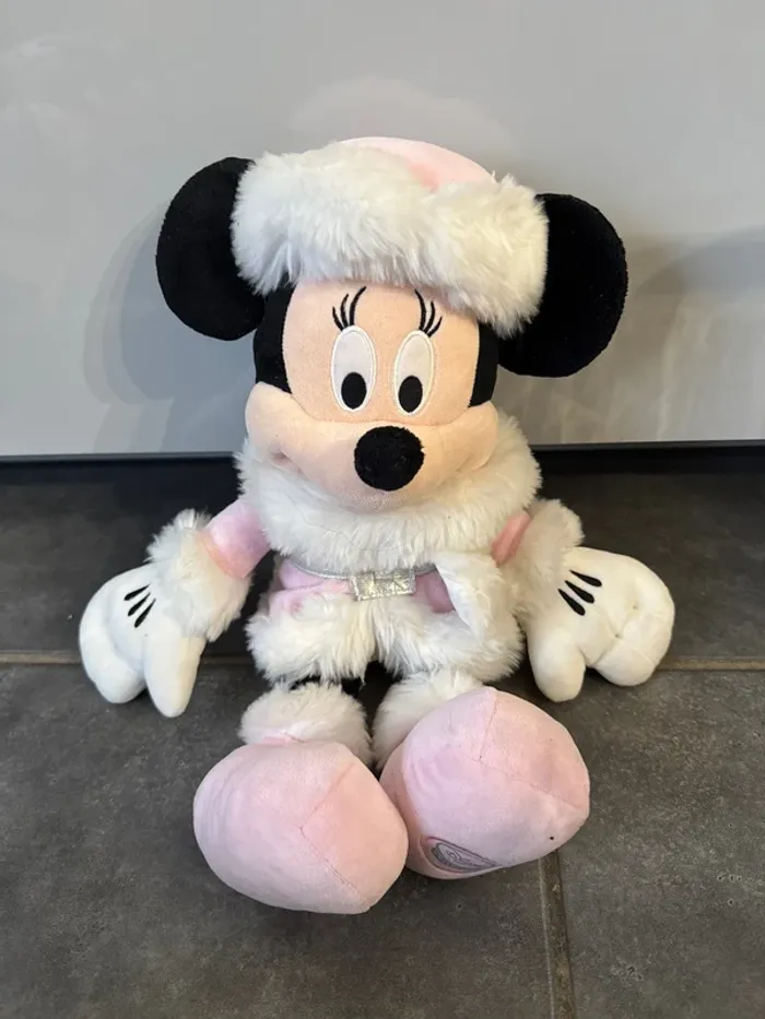 Nounours Minnie Disney
