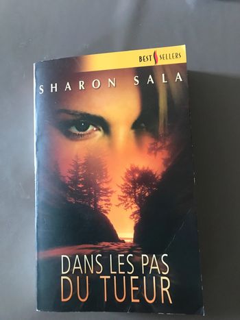 Livre Dans les pas du tueur