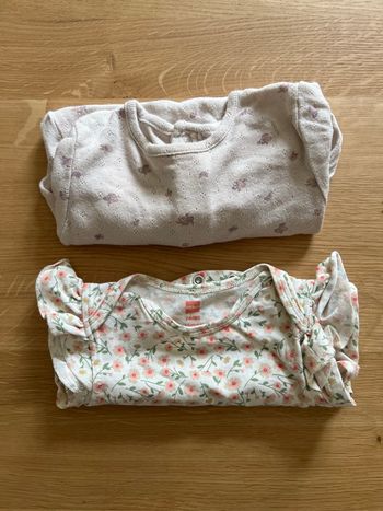 Lot bodys manche courte été fille 9 mois