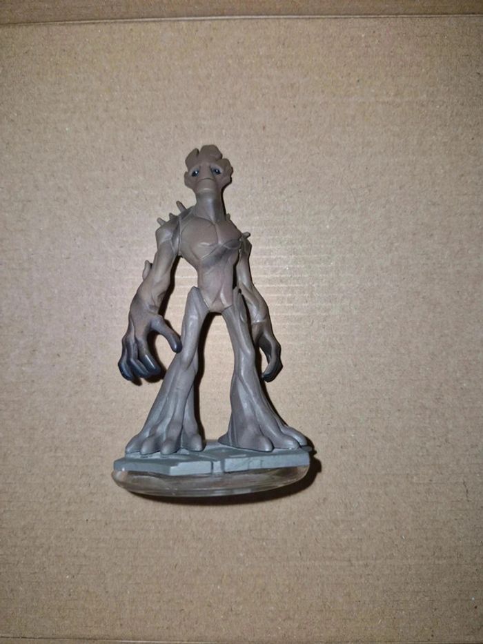 Figurine infinity groot
