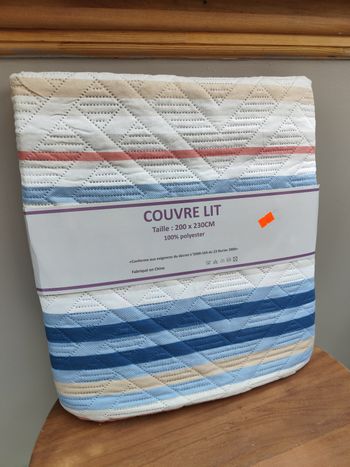 Couvre lit deux personnes réversible 200 x 230 cm 