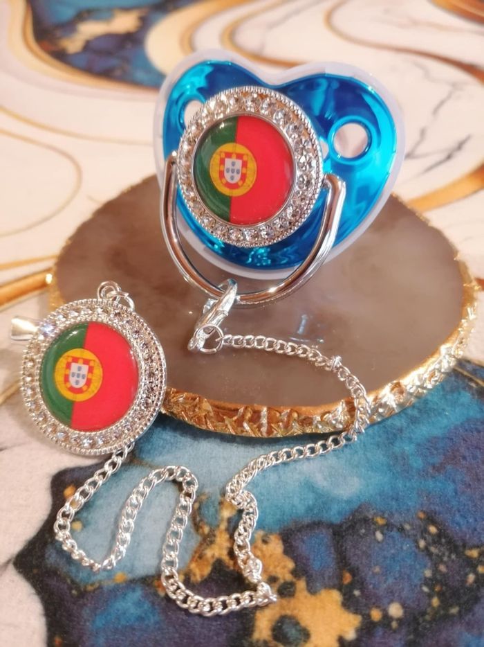 Tétine Strass avec attache Portugal - photo numéro 2