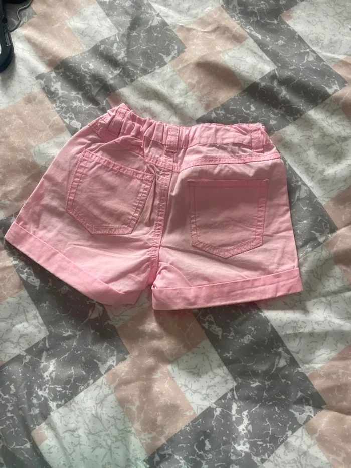 Short fille rose - photo numéro 2