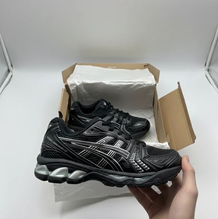 Asics Gel NYC Kayano 14 Taille 42 - photo numéro 5