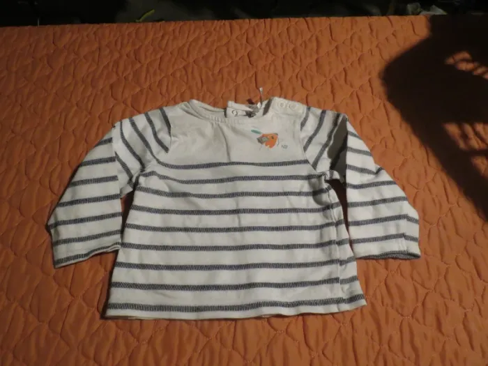 ensemble taille 6 mois garçon - photo numéro 2