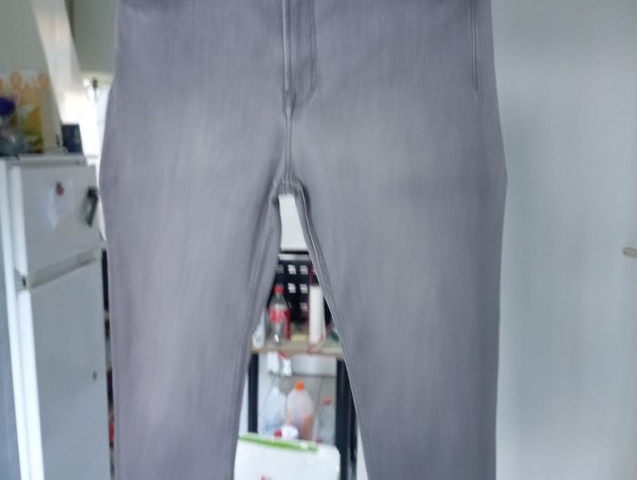 Jeans de marque MLG taille 40 très jolie gris - photo numéro 5