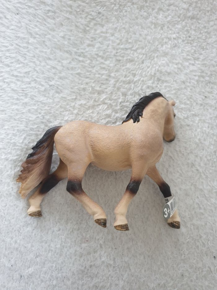 Schleich cheval 13793 jument andalouse - photo numéro 5