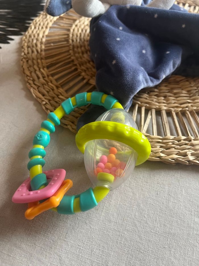 🧸 Lot de doudous + hochet bébé – Excellent état - photo numéro 2