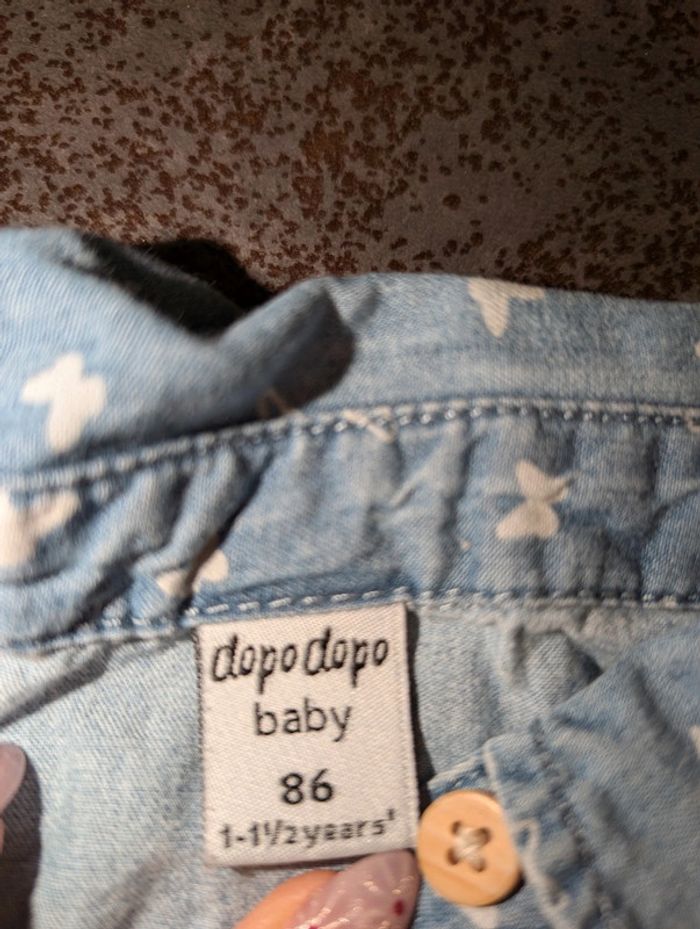 Robe à manches longues en jean bébé fille 12/18 mois comme NEUVE - photo numéro 2