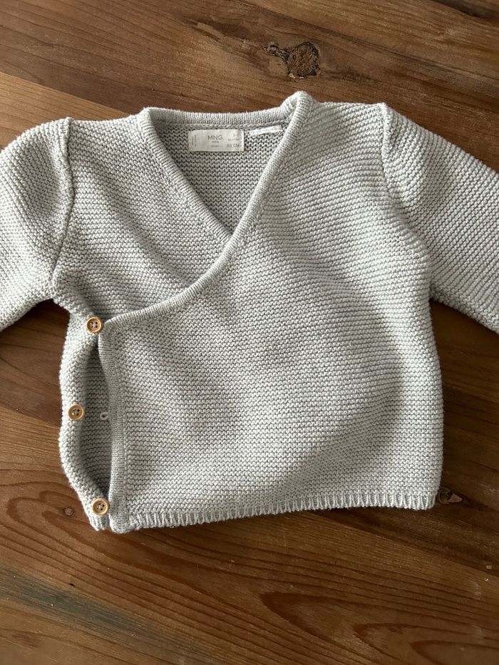 Gilet gris - 6 mois - photo numéro 2