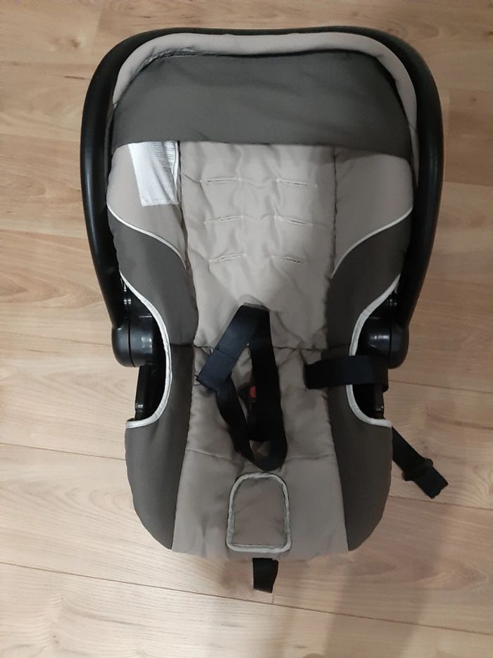 Cozi voiture 13kg - photo numéro 3