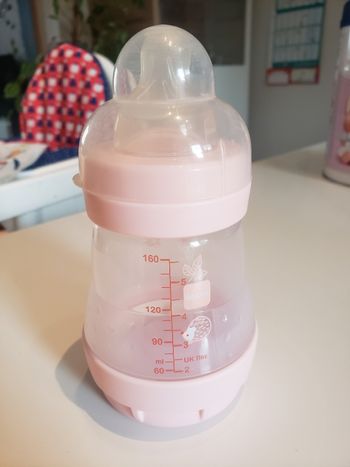 Biberon MAM anti colique