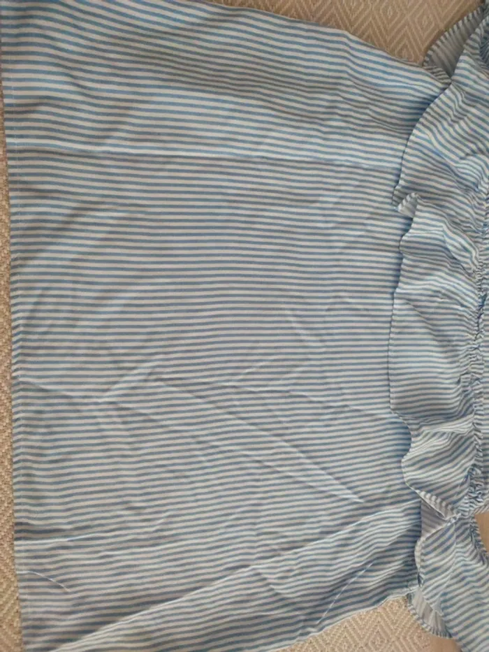 Haut fluide épaule dénudée 12 ans h&m marinière - photo numéro 3