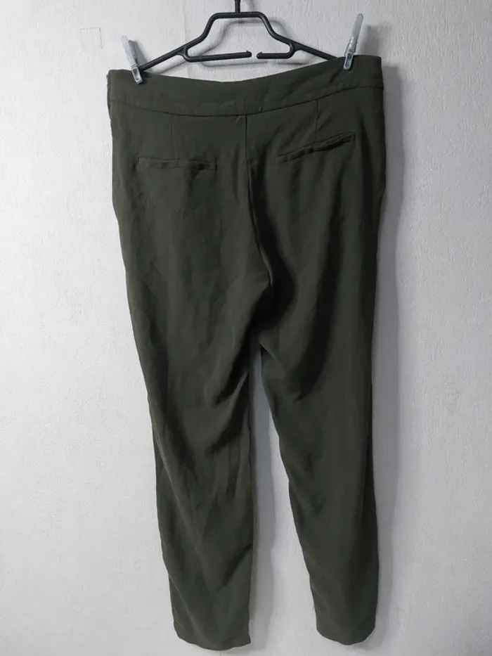 Pantalon kaki "camaïeu" - photo numéro 2