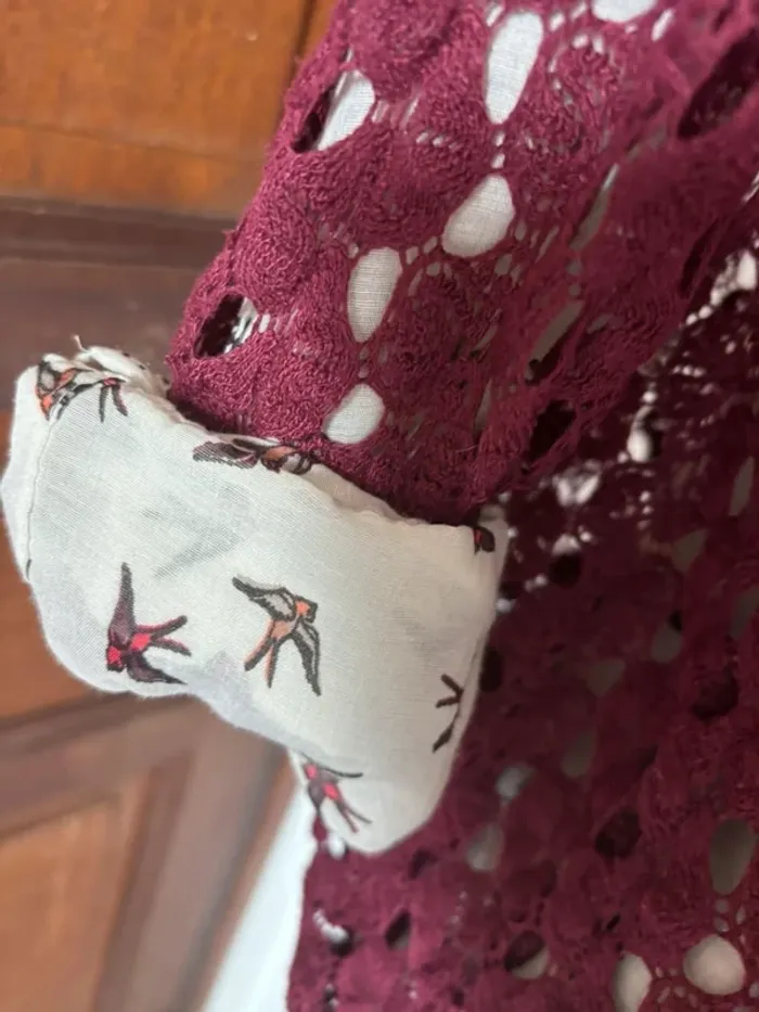 Pull en crochet et chemisier taille M - photo numéro 3