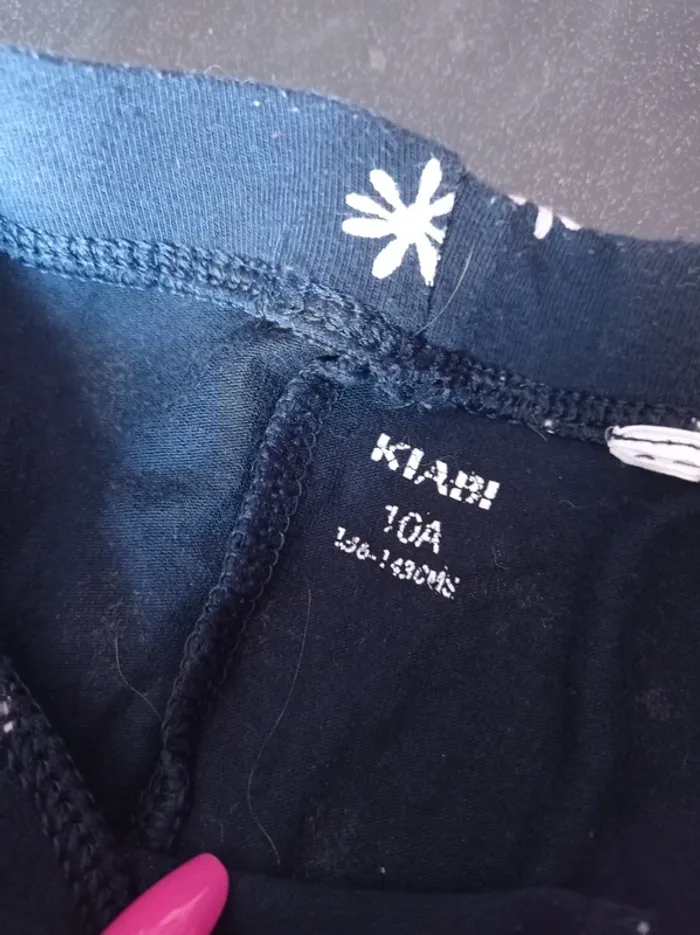 Pantacourts bleu marine motifs fleurs - photo numéro 3