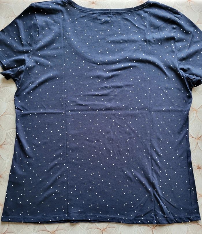 T shirt taille 50/52 - photo numéro 2
