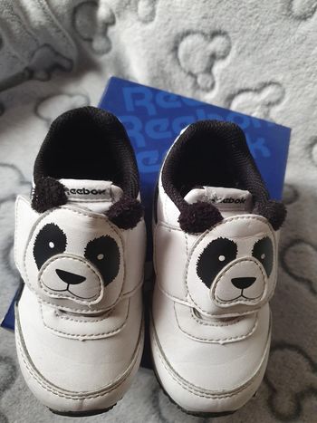 Baskets chaussures tennis panda Reebok