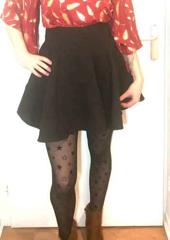 Petite jupe noire style patineuse