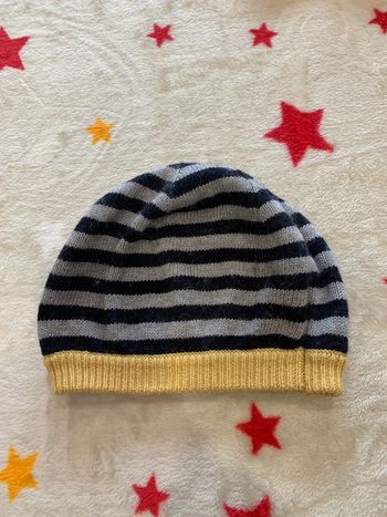 Béret Noir, Gris, Jaune 1/3M