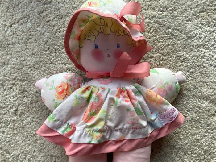 Ancienne poupée chiffon robe fleuris Corolle 🌻 - photo numéro 2