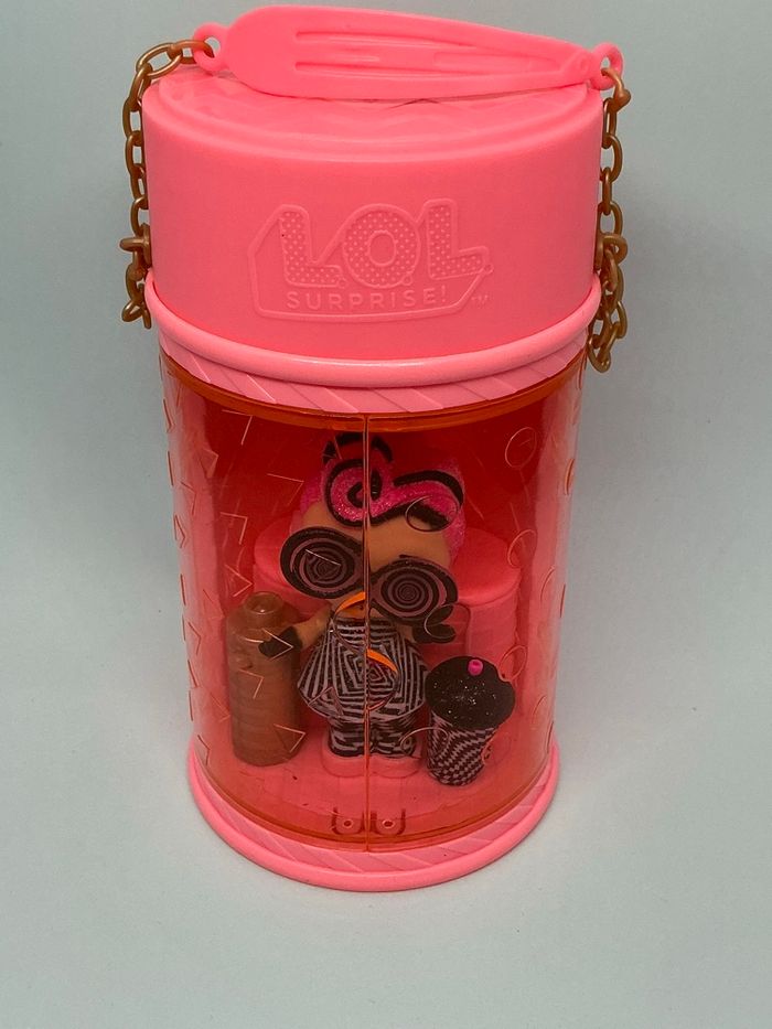 Poupée LOL - photo numéro 6