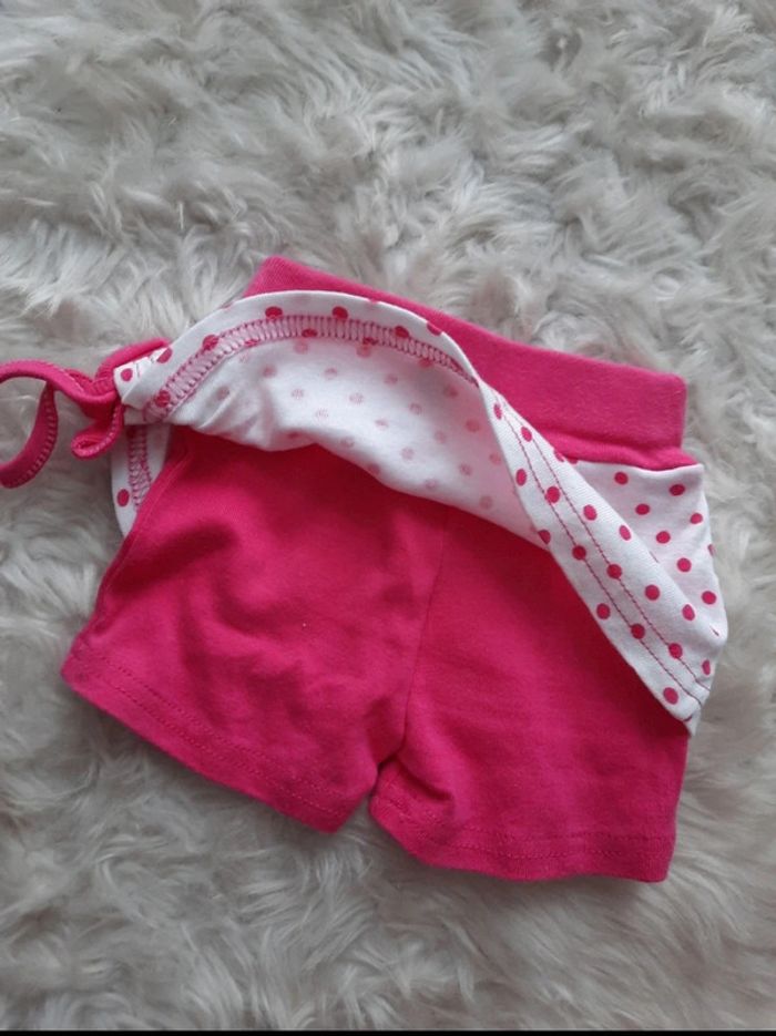 Jupe short rose - photo numéro 2