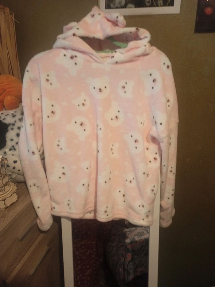 Pull polaire a capuche petite oreilles sur la capuche - photo numéro 2