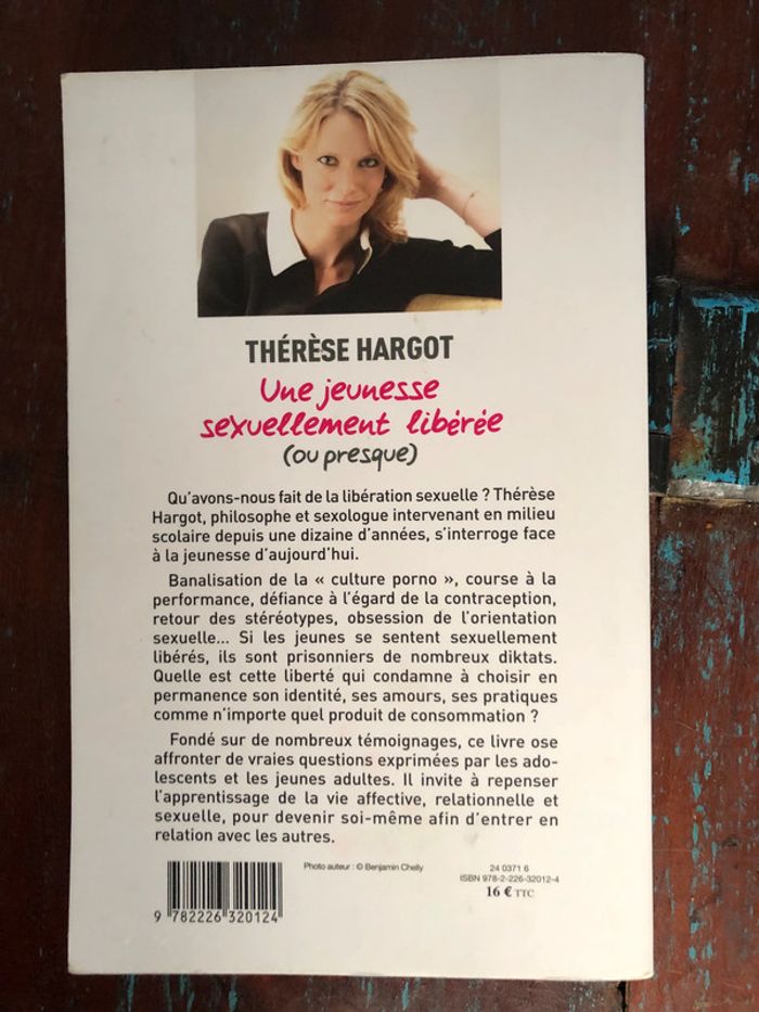 Livre broché "Une jeunesse sexuellement libérée" de Thérèse Hargot - photo numéro 2
