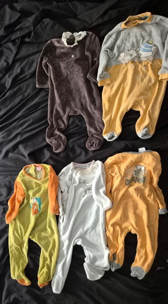 Lot n°2 vêtements bébé garçon 6 mois - photo numéro 7
