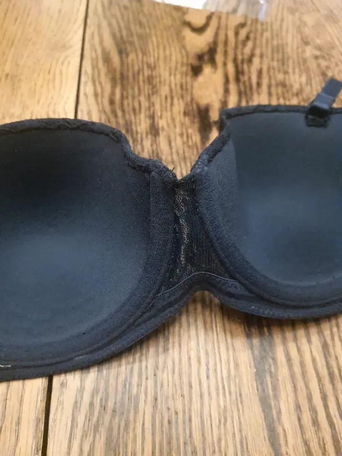 Soutiens-gorge bleu Hunkemöller 90B eu 75B - photo numéro 17