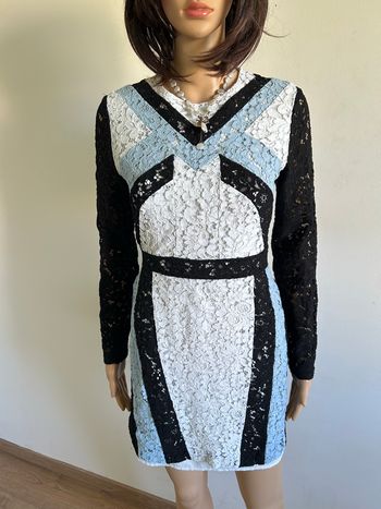 Robe en dentelle à manches longues Morgan taille 36 TBE