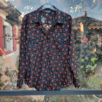 Superbe chemise noir fleurie reflets argentés T 38 The Kooples