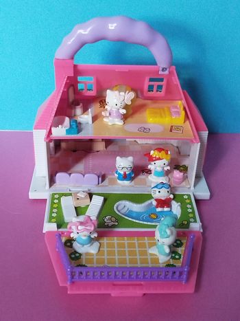 Hello Kitty dream house