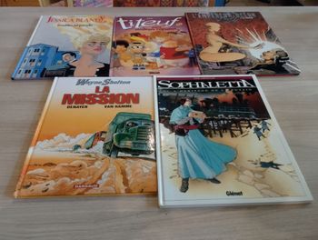   Lot de 5 BD, divers,(5, 99 les 5)(12)