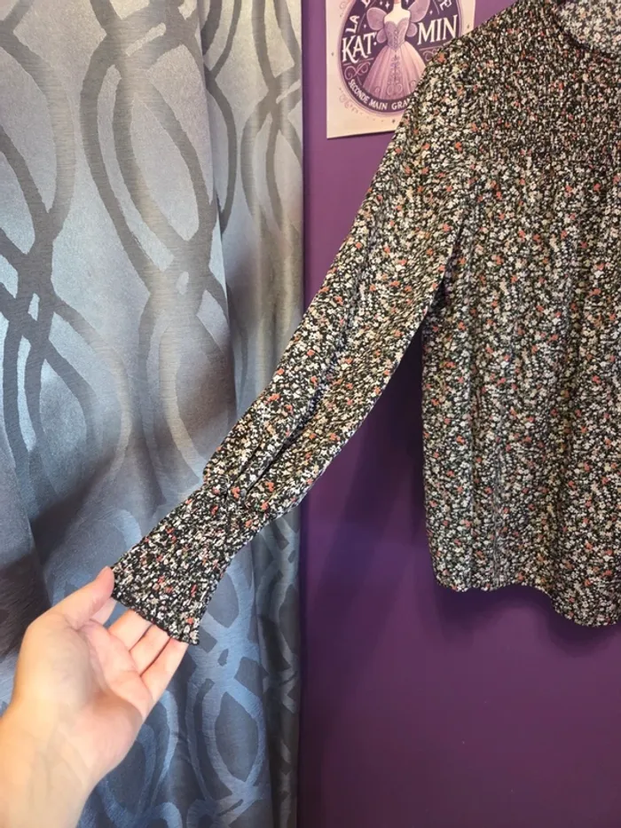 Blouse manches longues fleurie T42 - photo numéro 3